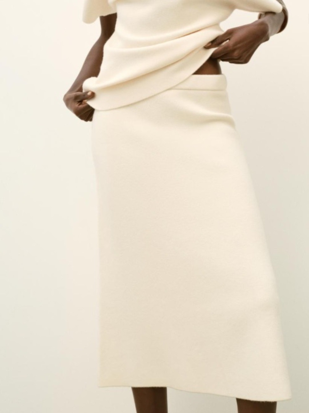 Zara ribbed knit Midi A-Line Skirt elastic waist buttercream size Medium